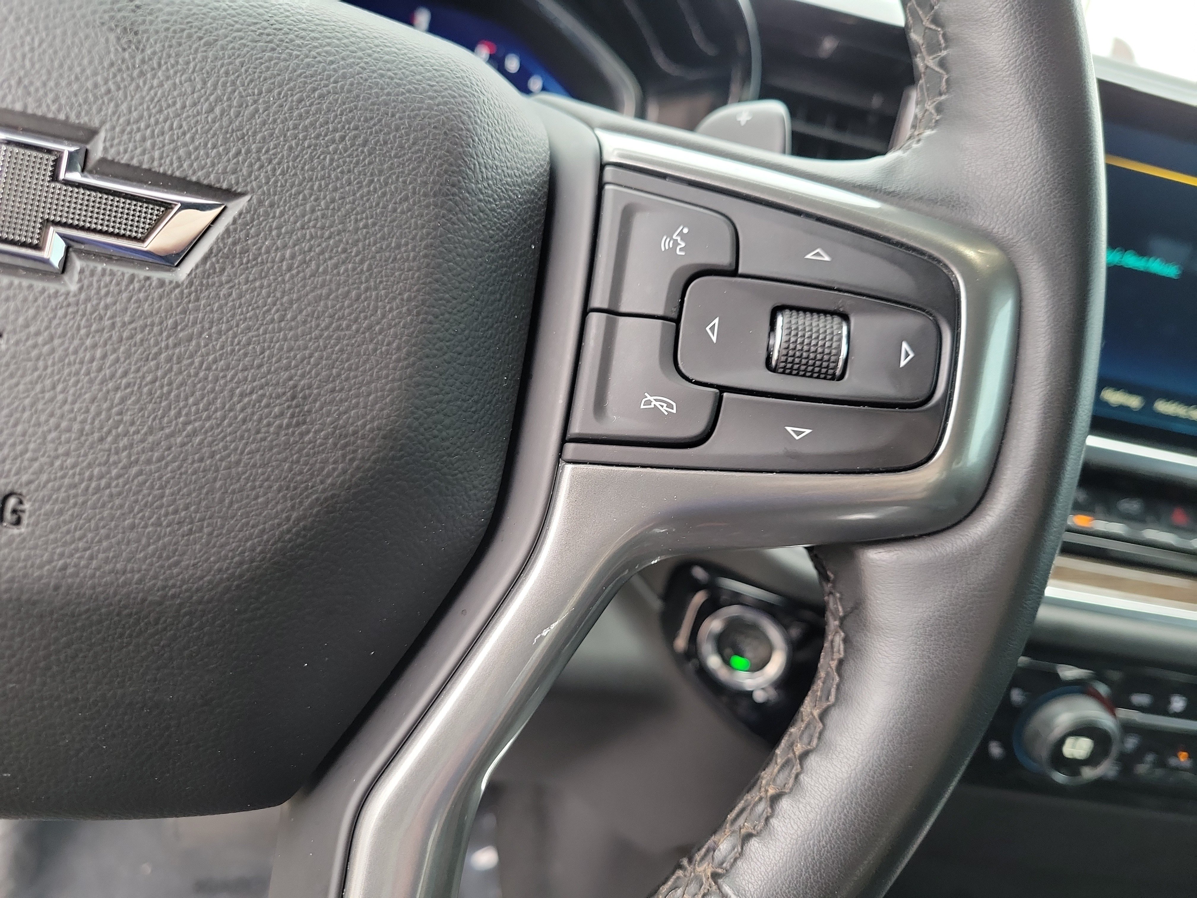 Used 2023 Chevrolet Silverado 1500 RST w/ Convenience Package II RWD image 27