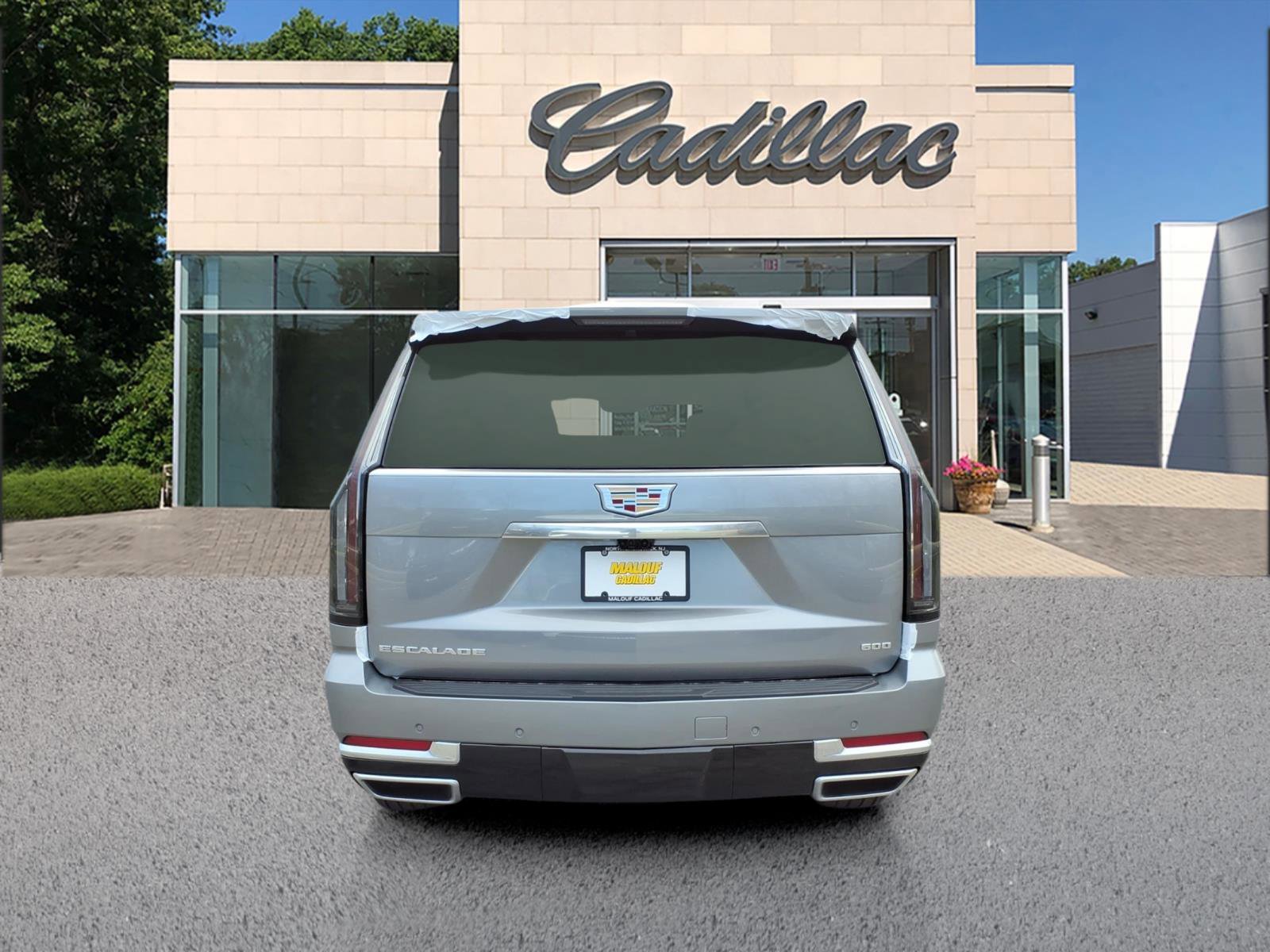 New 2026 Cadillac Escalade ESV Luxury w/ Touring Package image 4
