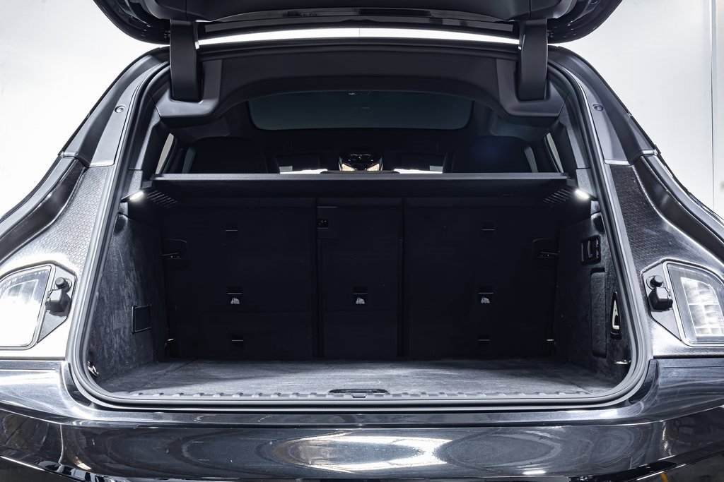 Used 2025 BMW iX xDrive50 image 19