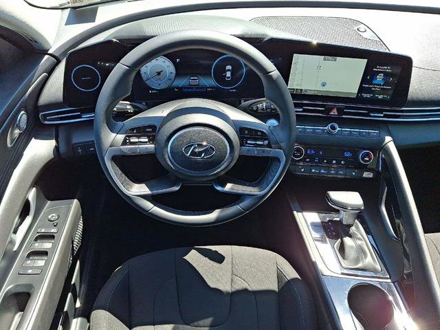 Certified 2023 Hyundai Elantra SEL w/ Convenience Package FWD image 21