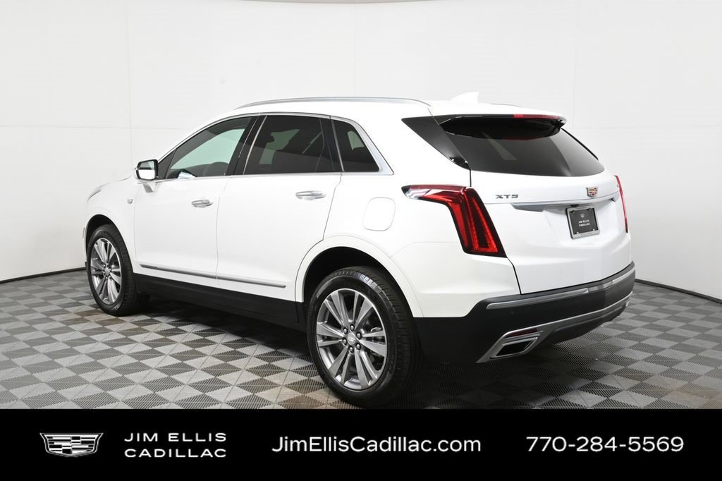 Certified 2025 Cadillac XT5 Premium Luxury image 3