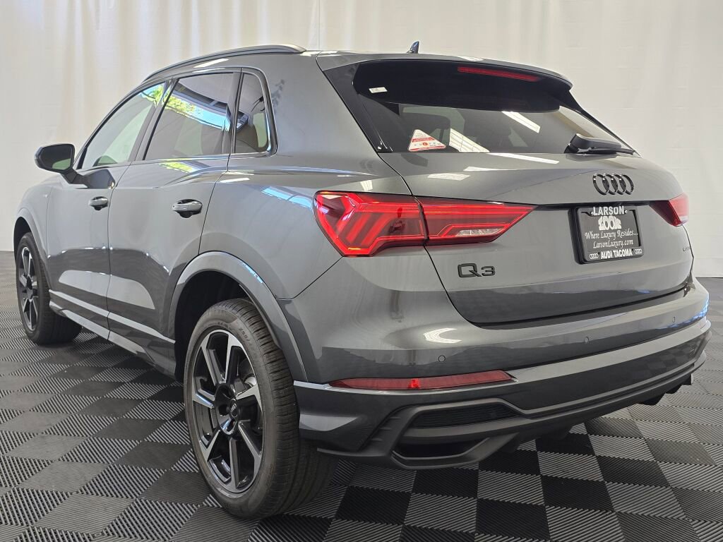 New 2025 Audi Q3 2.0T Premium Plus image 4