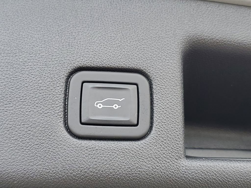 Used 2020 Chevrolet Equinox LT image 33