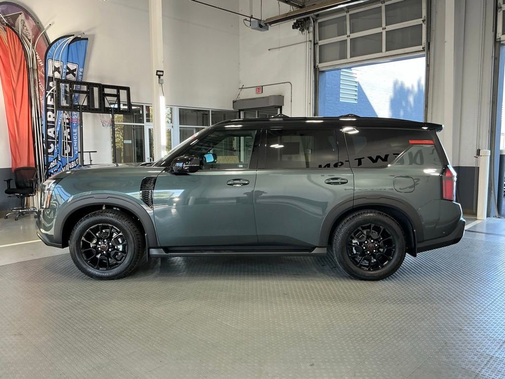 Used 2025 Nissan Armada PRO-4X image 28