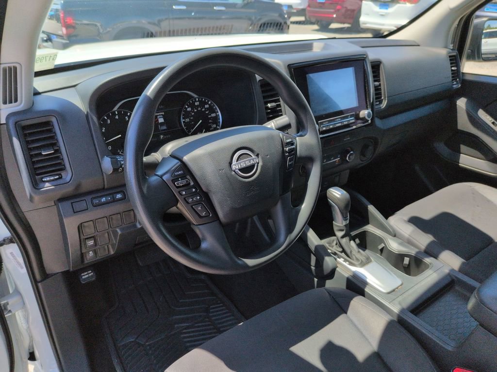 Used 2022 Nissan Frontier S RWD image 32