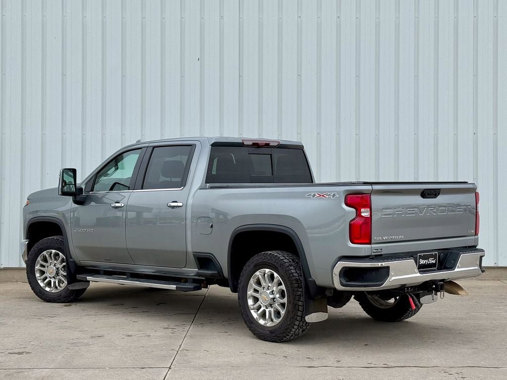 Used 2024 Chevrolet Silverado 2500 LTZ w/ LTZ Premium Package AWD/4WD image 4