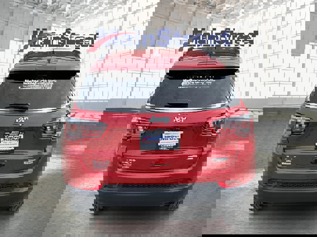 New 2026 Jeep Compass Latitude image 4