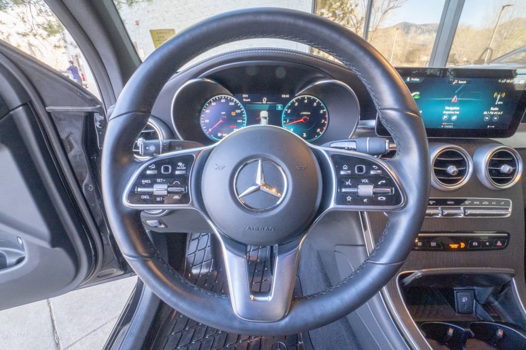 Used 2023 Mercedes-Benz GLC 300 4MATIC Coupe image 12