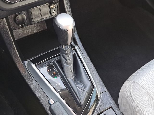 Used 2016 Toyota Corolla LE image 23