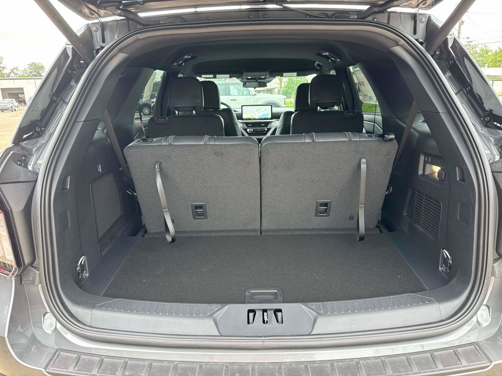 New 2026 Ford Explorer ST-Line RWD image 6