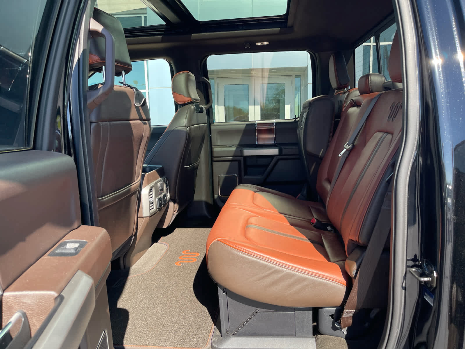 Used 2018 Ford F250 King Ranch w/ King Ranch Ultimate Package AWD/4WD image 10