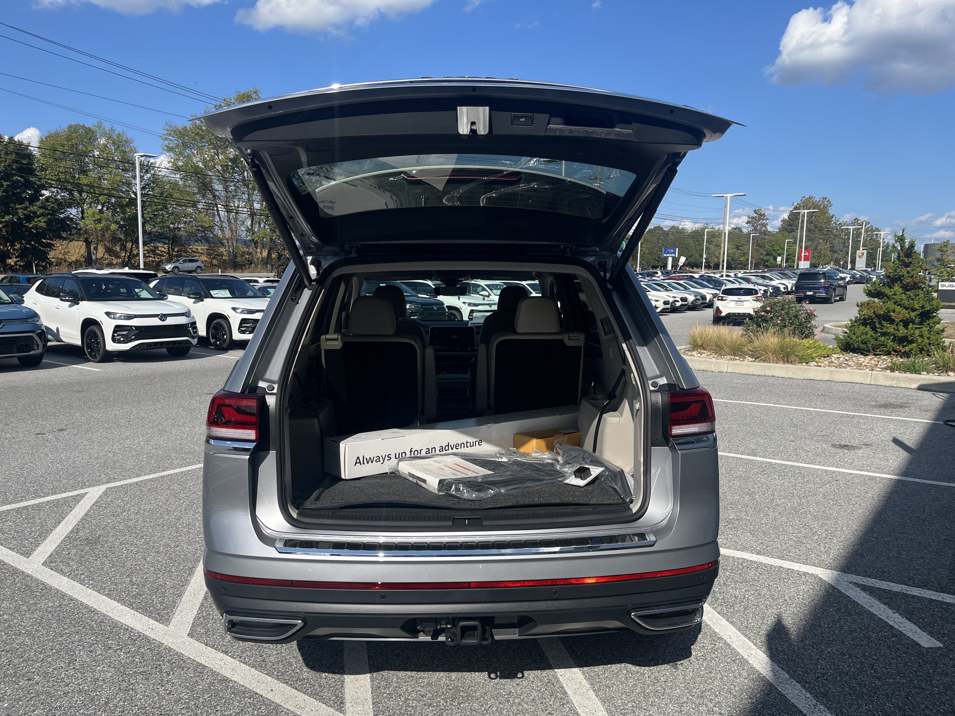 New 2026 Volkswagen Atlas SE image 10