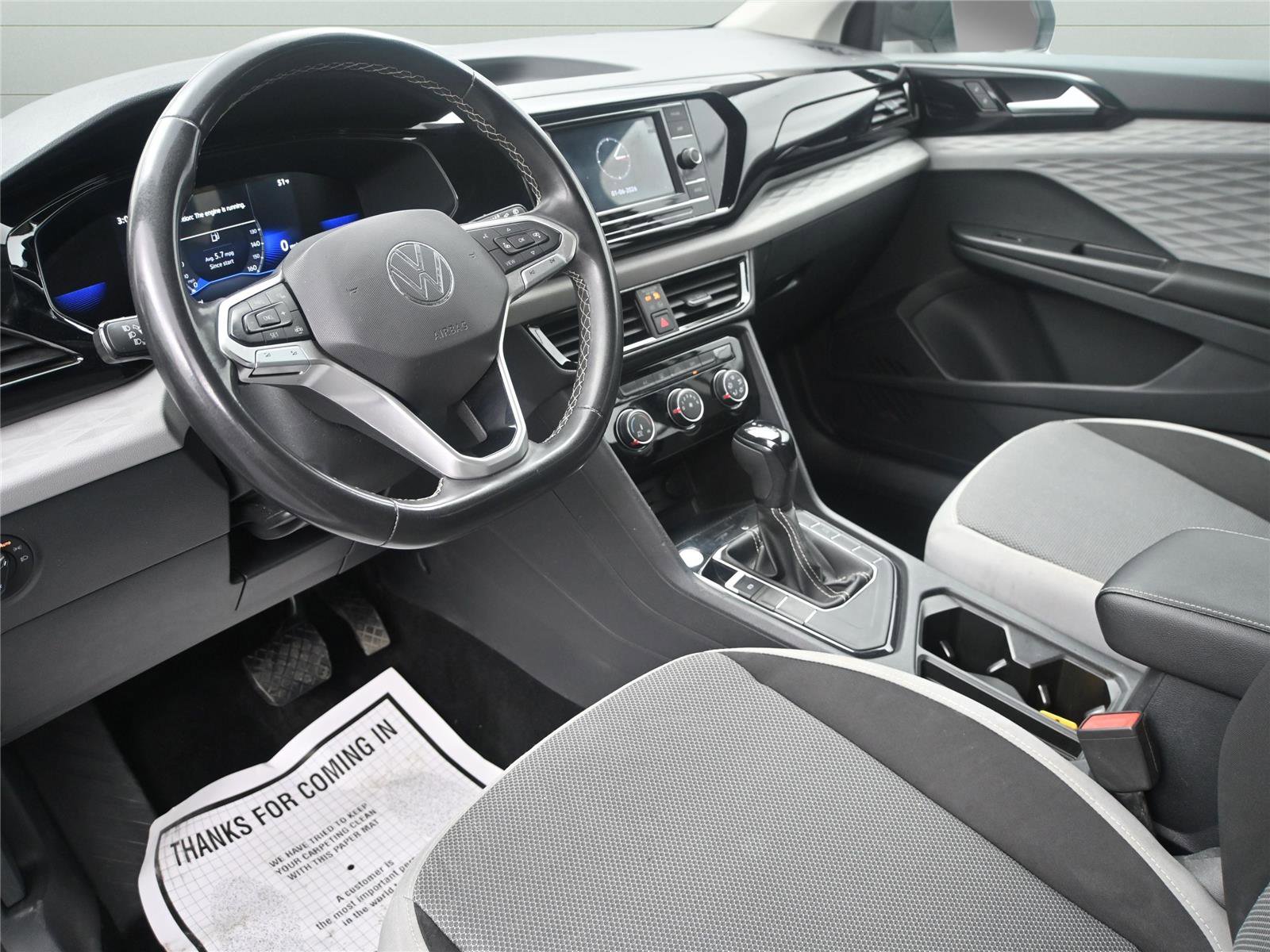 Used 2023 Volkswagen Taos S image 2