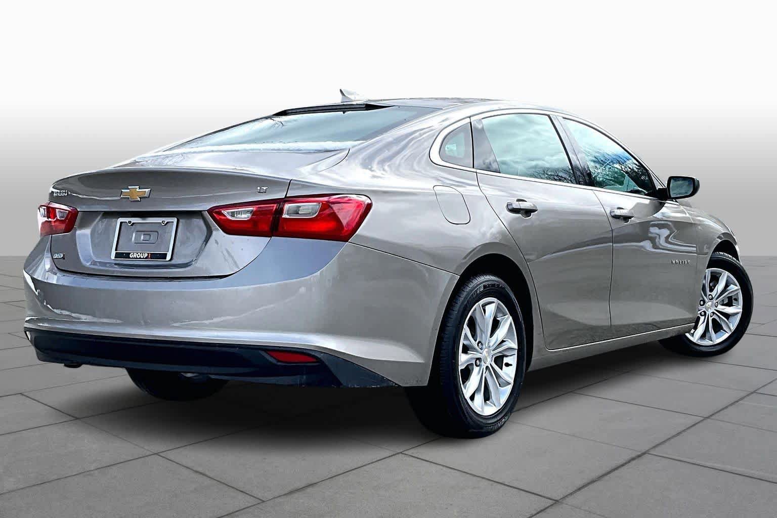 Used 2023 Chevrolet Malibu LT FWD image 13