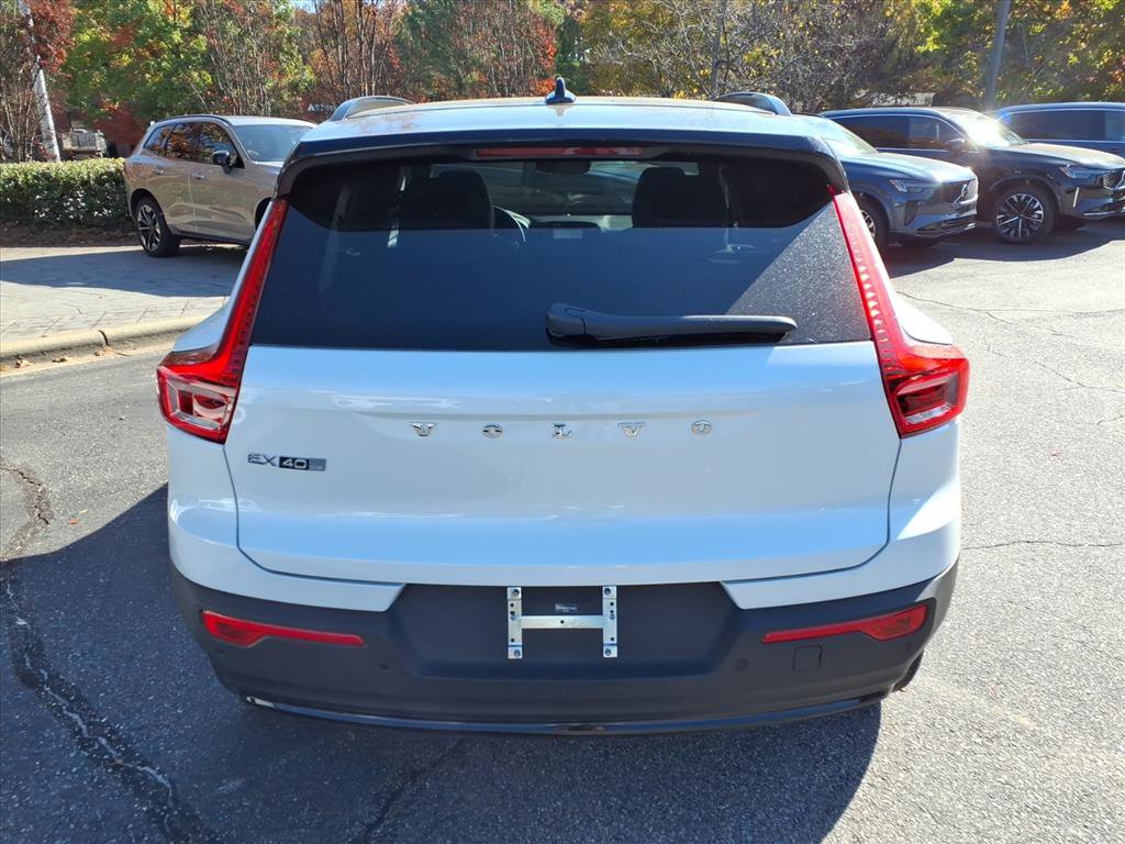 New 2026 Volvo EX40 Plus w/ Climate Package image 4