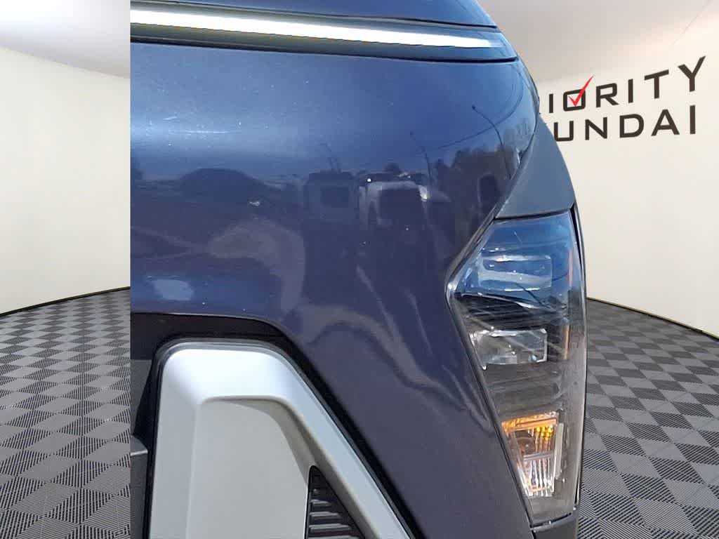 Used 2025 Hyundai Kona SEL AWD/4WD image 8