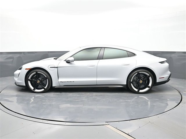 Used 2022 Porsche Taycan Turbo S image 2