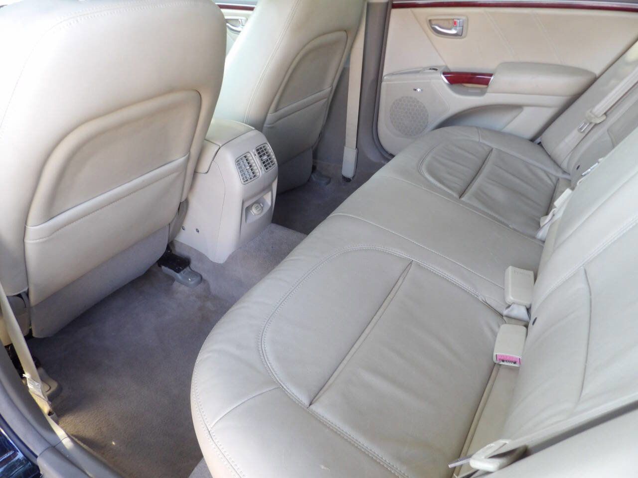 Used 2008 Hyundai Azera Limited image 23