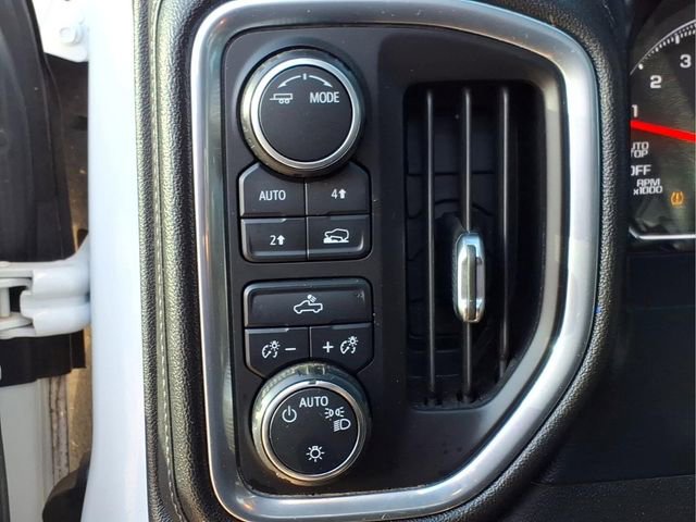 Used 2020 Chevrolet Silverado 1500 LT w/ Trailering Package image 17