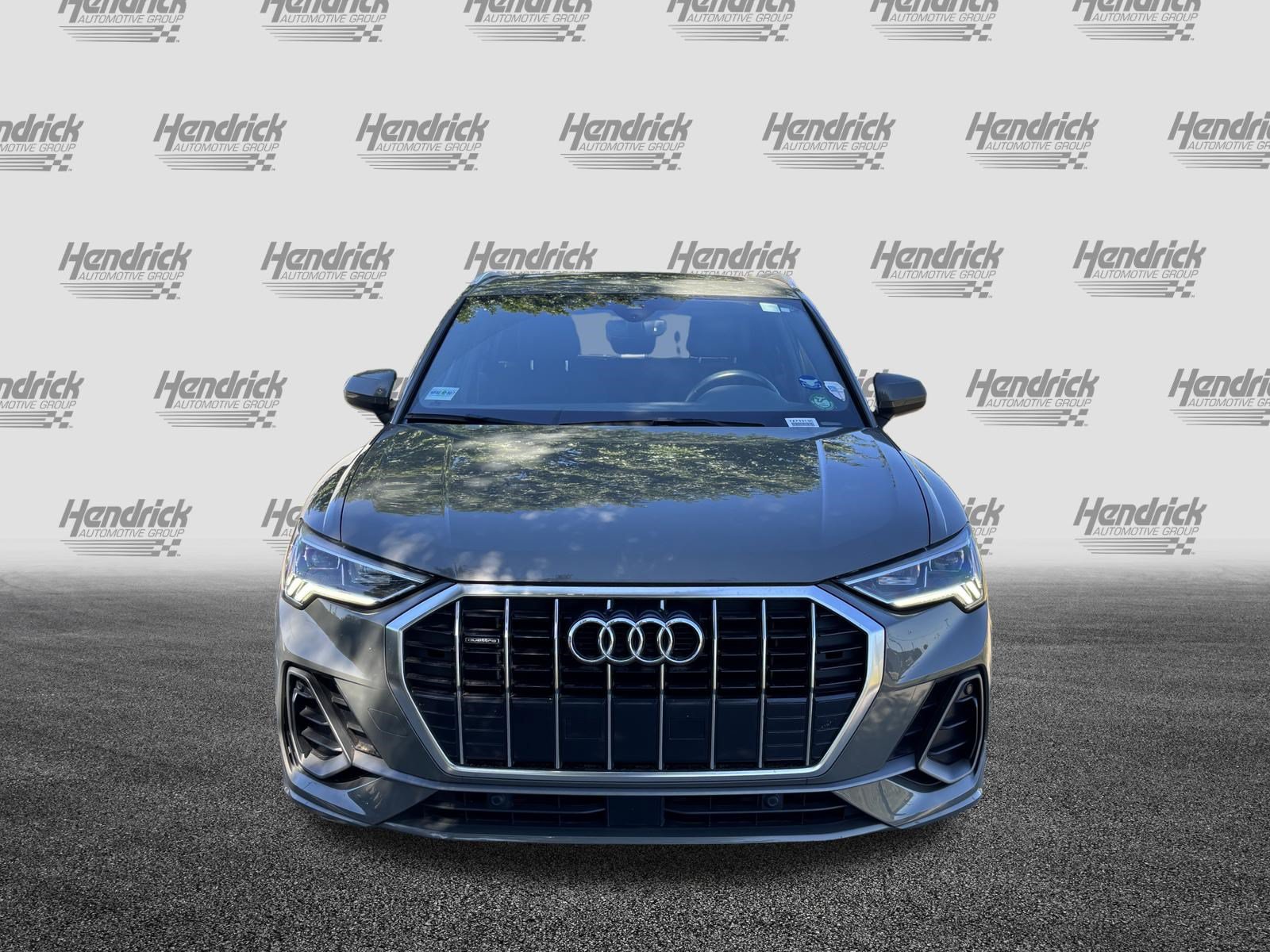 Used 2020 Audi Q3 2.0T Premium Plus w/ Premium Plus Package AWD/4WD image 3