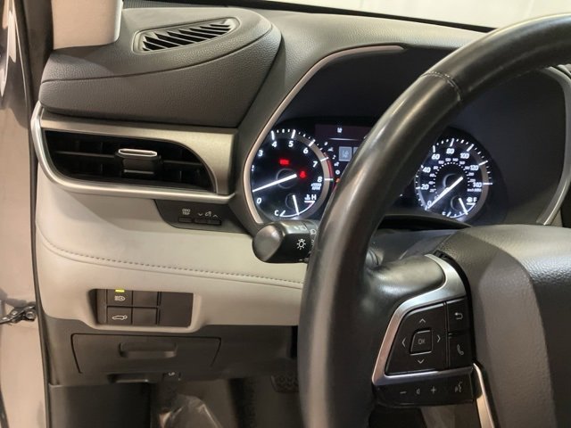 Used 2020 Toyota Highlander XLE image 14
