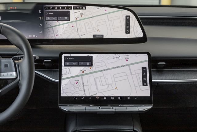 Used 2026 Lucid Gravity Grand Touring image 7