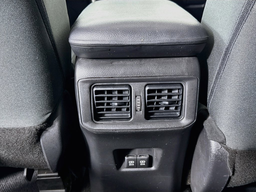 Used 2020 Toyota RAV4 XLE w/ Convenience Package FWD image 30