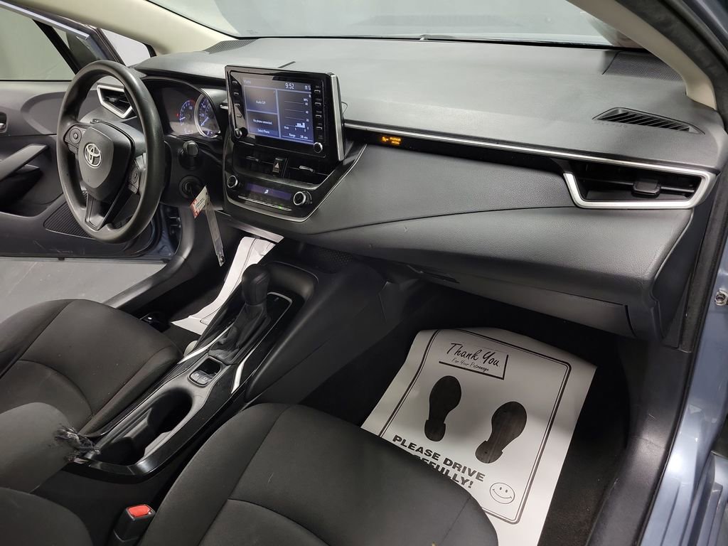Used 2020 Toyota Corolla LE image 21