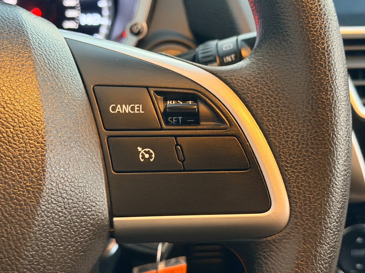 Used 2019 Mitsubishi Eclipse Cross LE AWD/4WD image 29