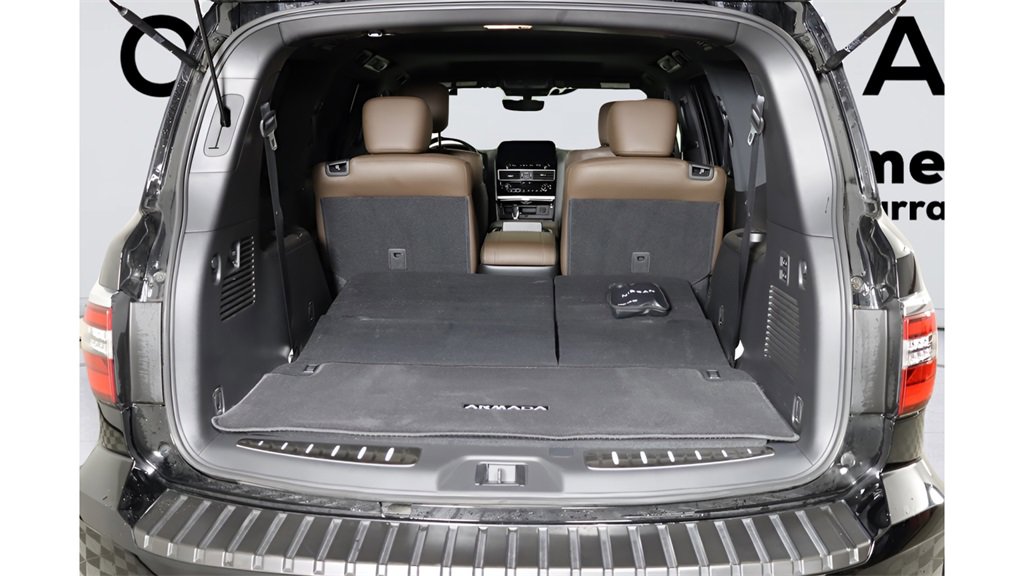 Used 2024 Nissan Armada Platinum w/ Captain's Chairs Package image 44