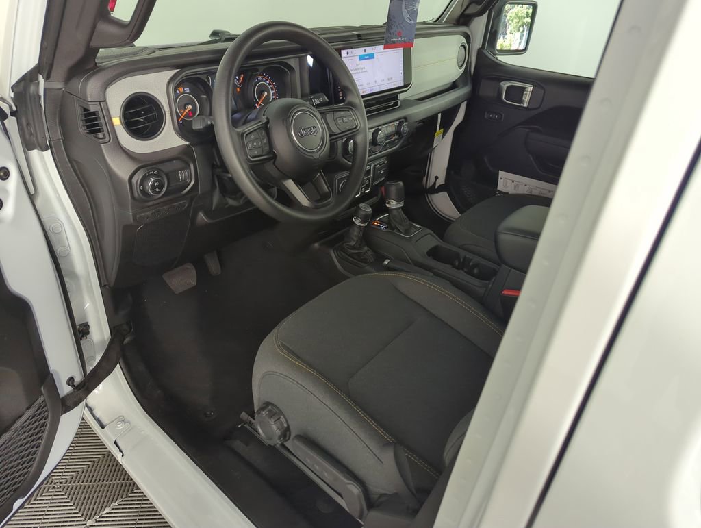 New 2026 Jeep Gladiator Sport AWD/4WD image 11
