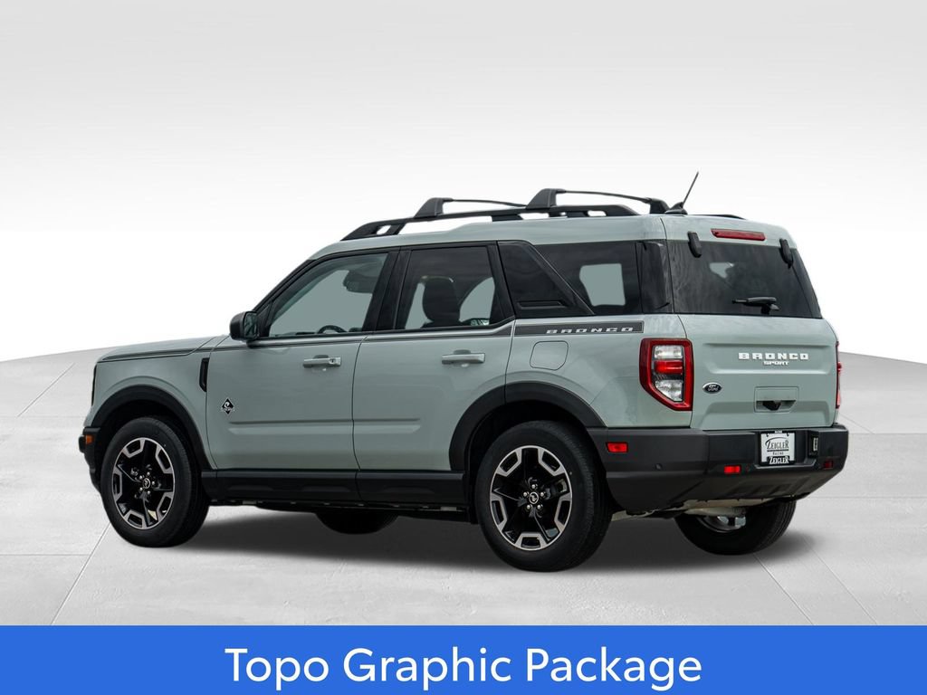 Used 2023 Ford Bronco Sport Outer Banks w/ Tech Package AWD/4WD image 5