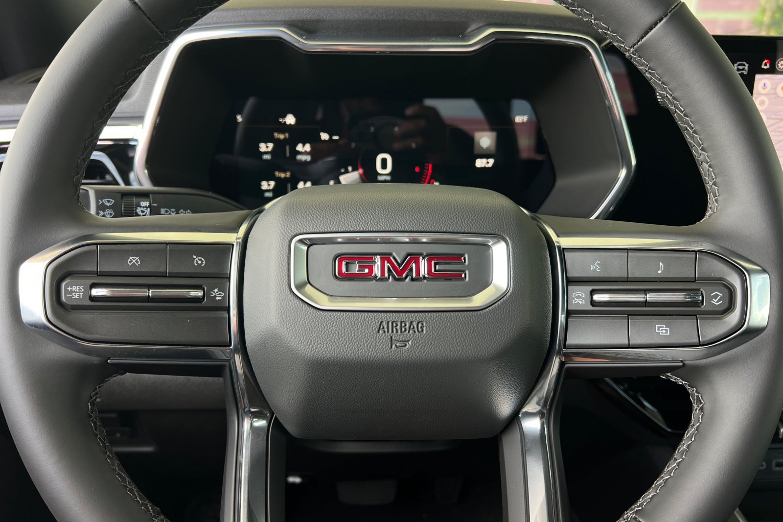 New 2026 GMC Canyon Elevation RWD image 25
