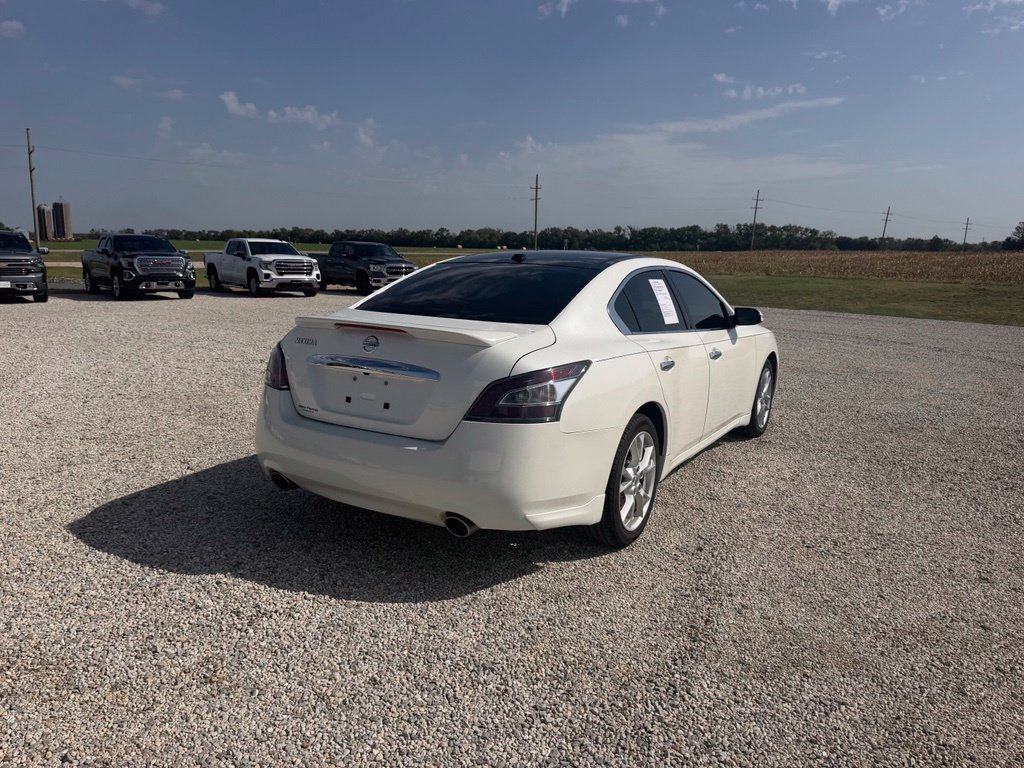 Used 2014 Nissan Maxima 3.5 SV w/ Premium Package FWD image 3
