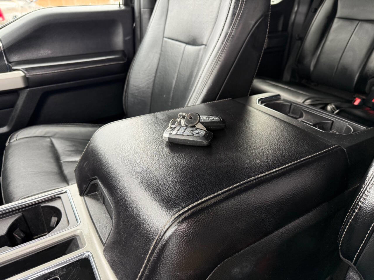 Used 2018 Ford F150 Lariat w/ Equipment Group 502A Luxury image 22