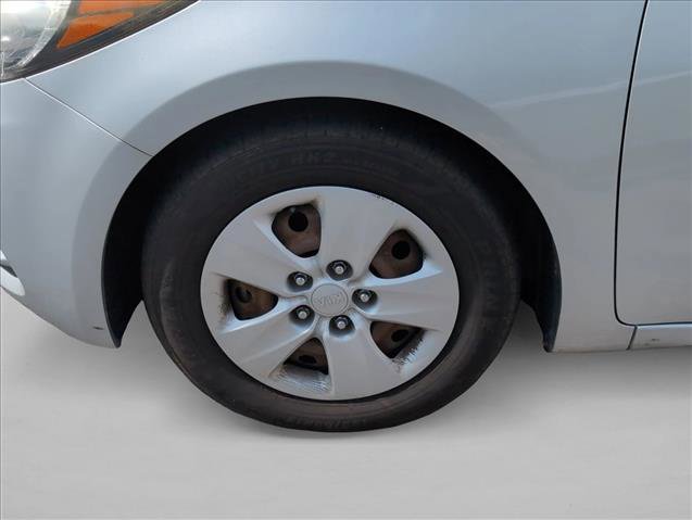Used 2015 Kia Forte LX FWD image 25