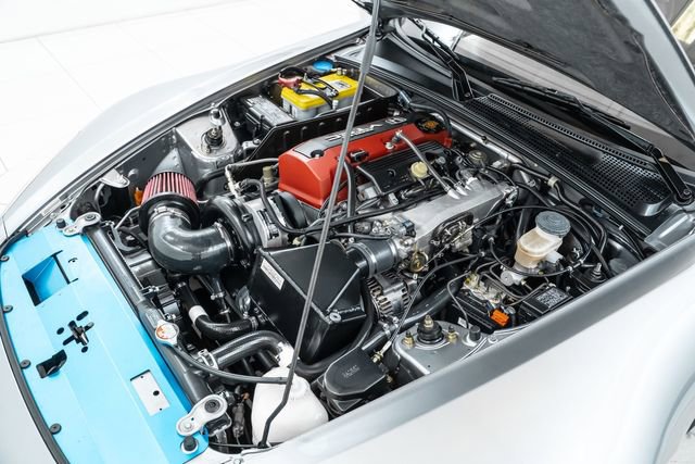 Used 2001 Honda S2000 image 32