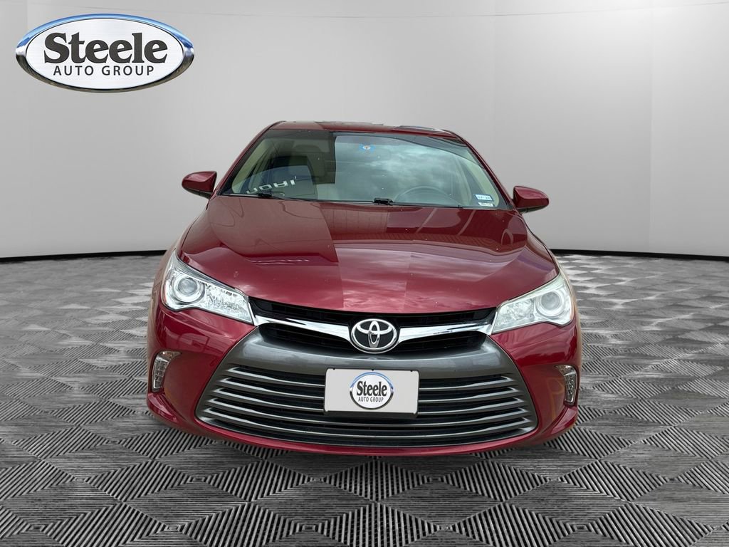Used 2015 Toyota Camry XLE w/ Moonroof Package image 8