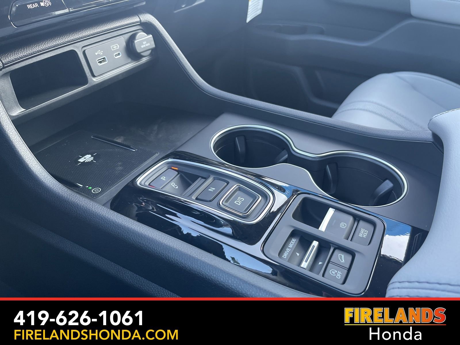 New 2025 Honda Pilot Touring image 31