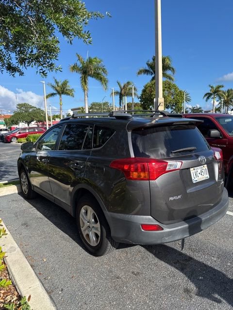 Used 2015 Toyota RAV4 LE AWD/4WD image 6