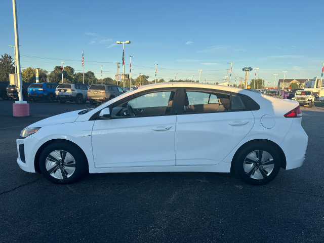 Used 2017 Hyundai Ioniq Blue FWD image 4