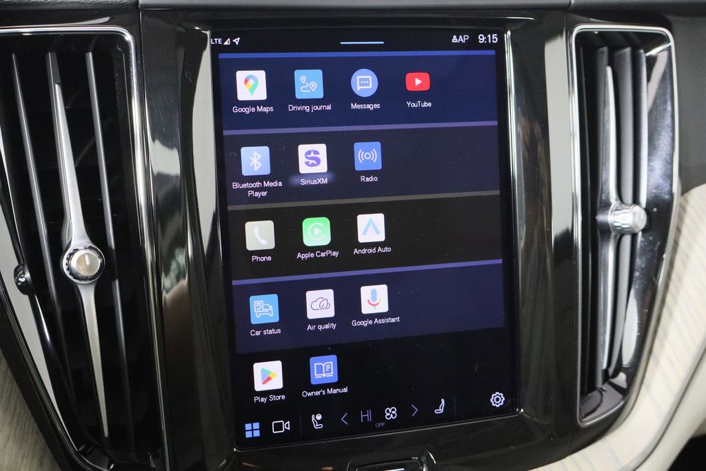 Used 2023 Volvo XC60 B5 Plus w/ Climate Package image 31