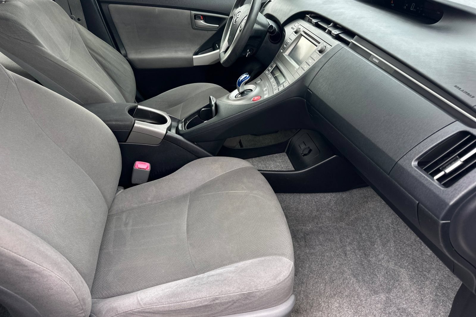 Used 2013 Toyota Prius Two FWD image 16