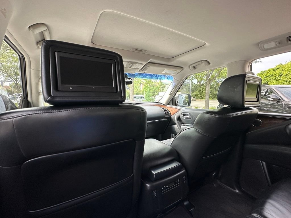Used 2011 INFINITI QX56 4WD w/ Deluxe Touring Pkg image 21