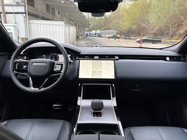 Used 2024 Land Rover Range Rover Velar Dynamic SE image 13