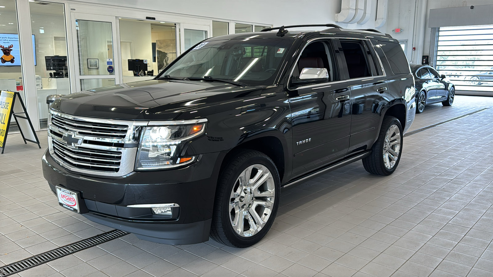 Used 2020 Chevrolet Tahoe Premier w/ Premier Plus Edition AWD/4WD image 9