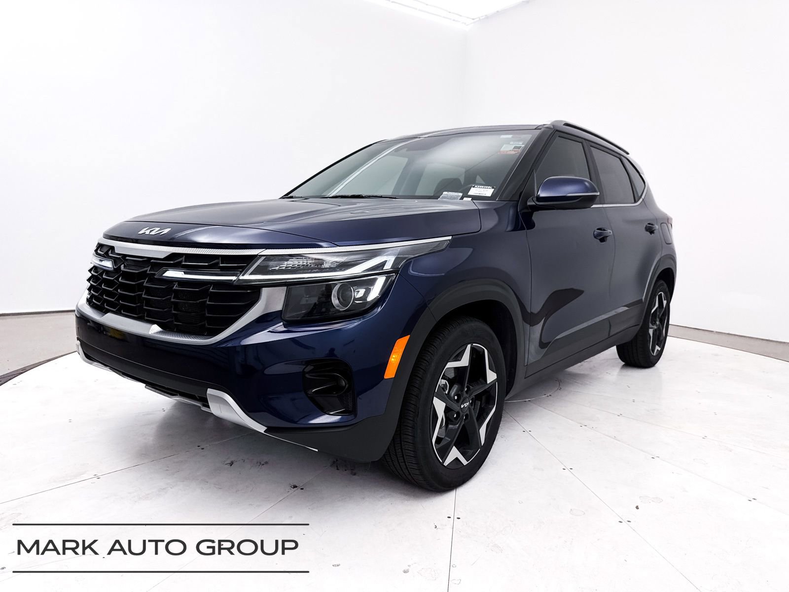 Certified 2024 Kia Seltos EX image 12