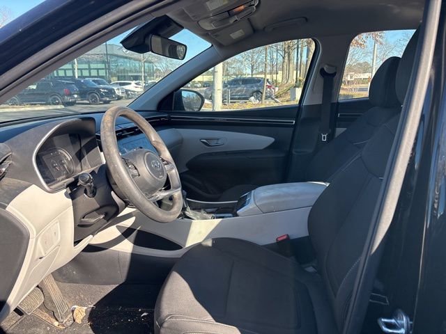 Used 2023 Hyundai Tucson SE image 5