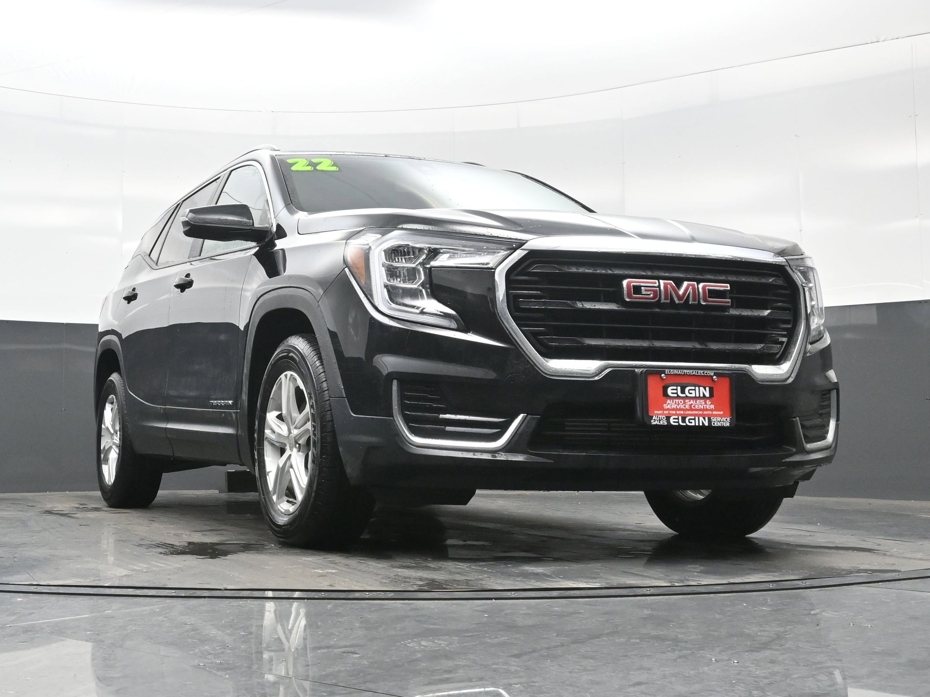 Used 2022 GMC Terrain SLE w/ Driver Convenience Package image 32