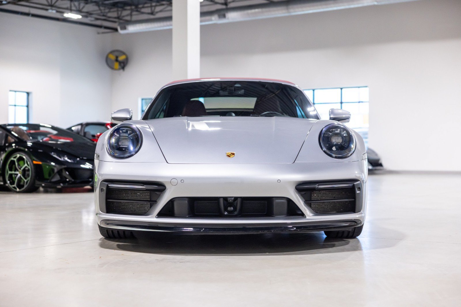 Used 2022 Porsche 911 Cabriolet image 2